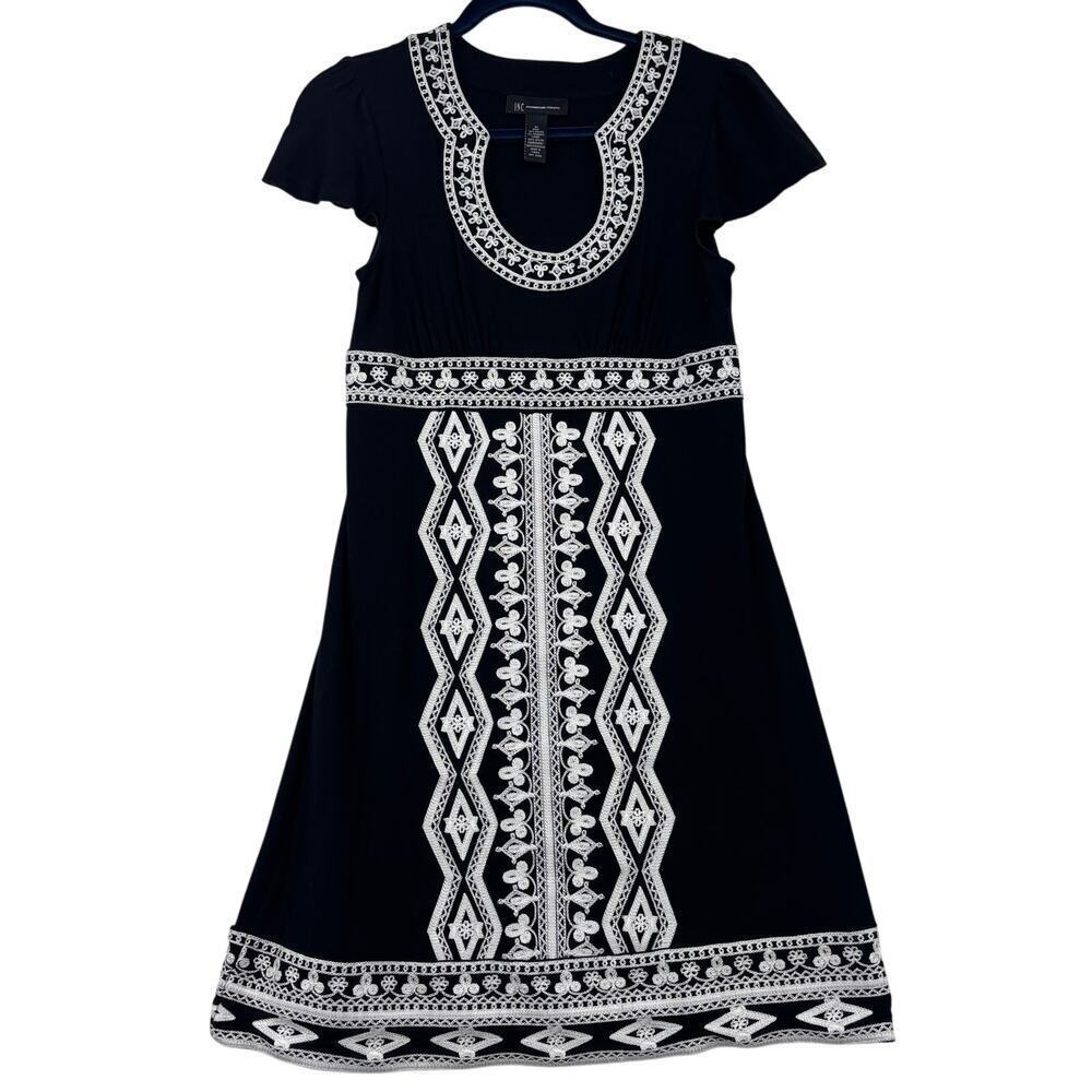 INC International Concept Dress Size M Black Embroidered‎ Stretch Knit Lined